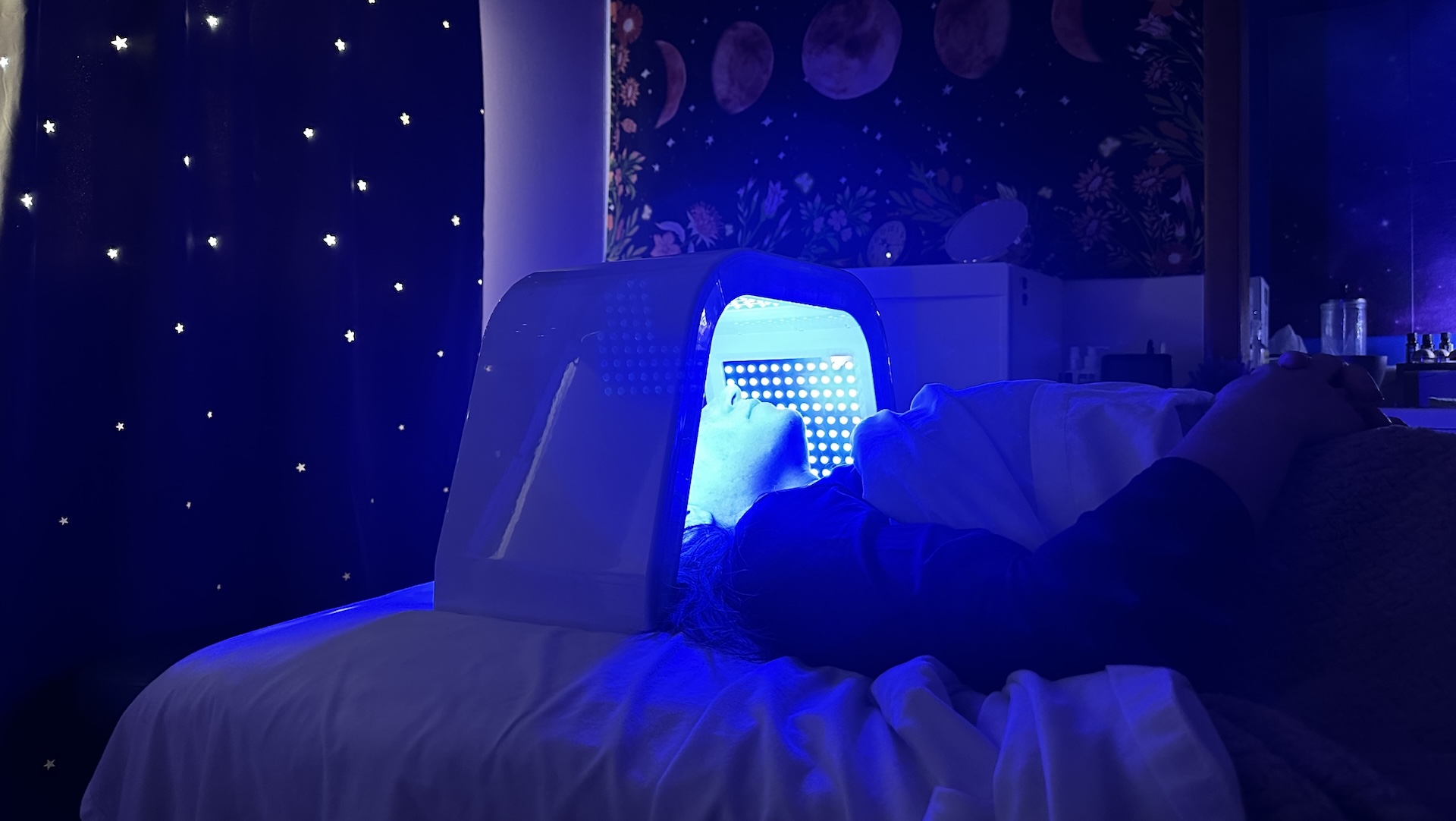 Purple Light Therapy: Anti-Aging + Acne Relief in One Treatment in Morris, IL